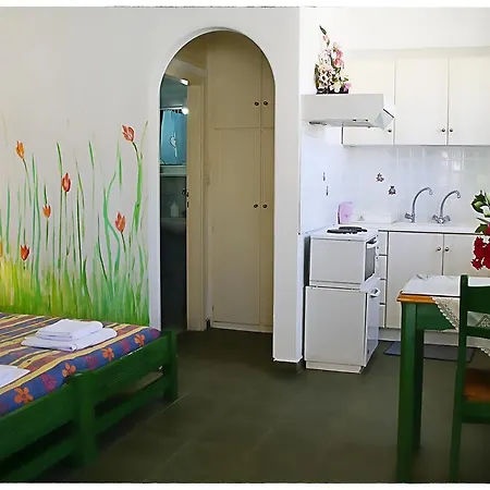 Georgios Milos Apartment Adamantas  Room photo