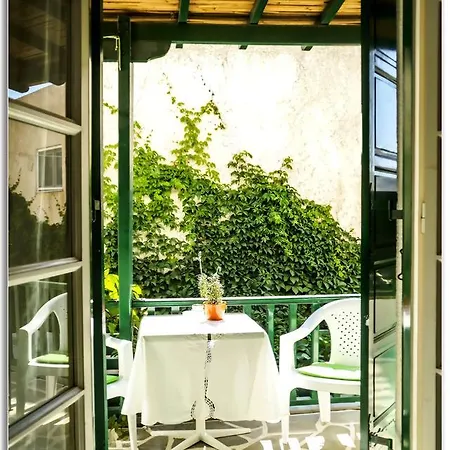 Georgios Milos Apartment Adamantas  Exterior photo