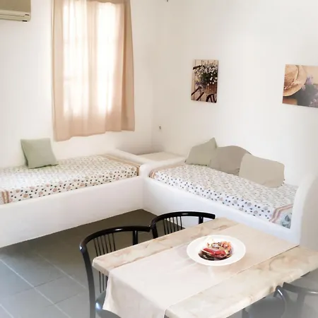 Georgios Milos Apartment Adamantas  Exterior photo